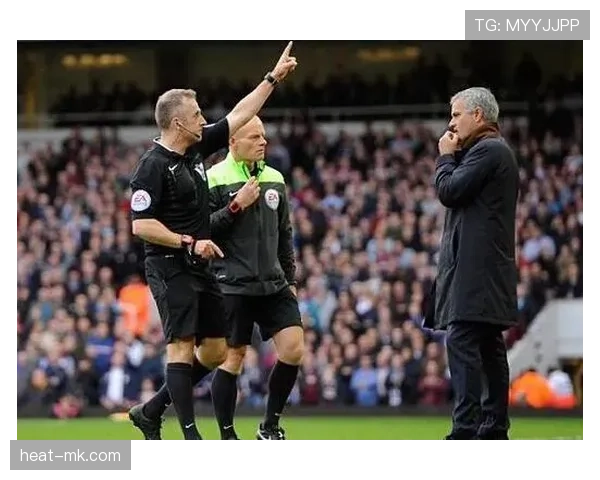 辱骂裁判的判罚标准为何常被误解?规则到底怎么规定的 辱骂裁判的判罚标准为何常被误解?规则到底怎么规定的